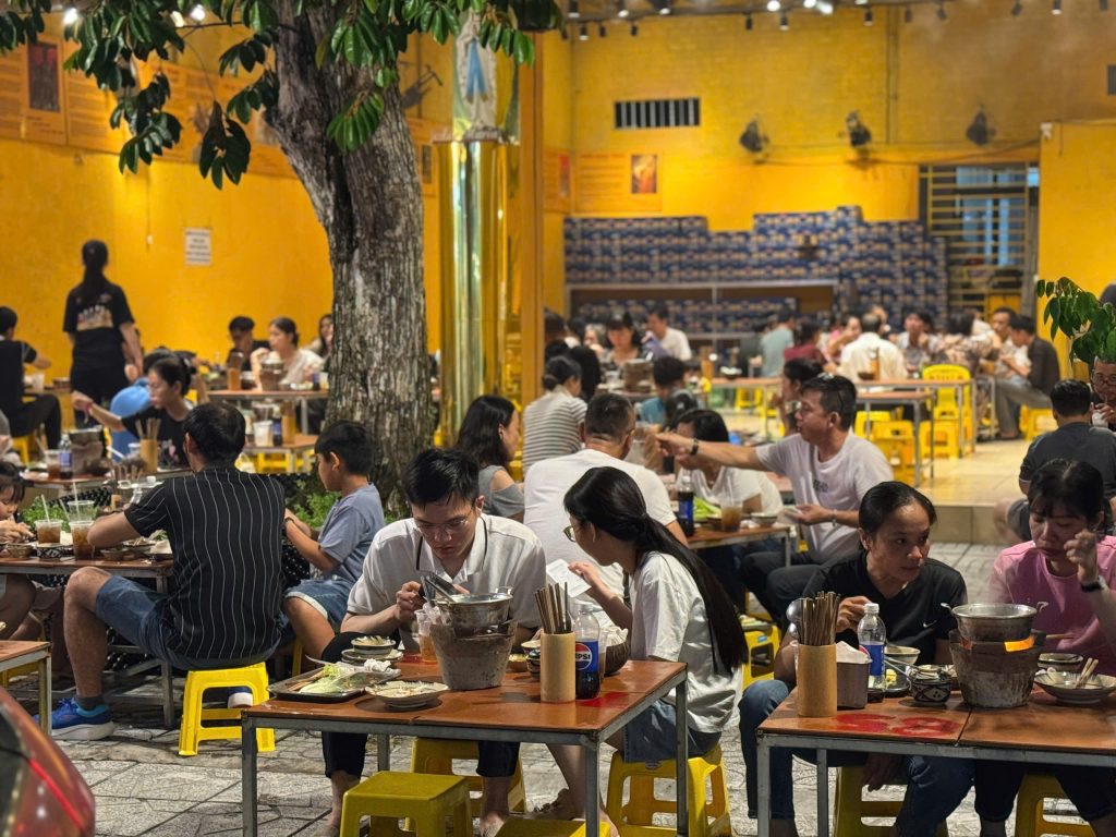 Bò nhúng giấm cần thơ
